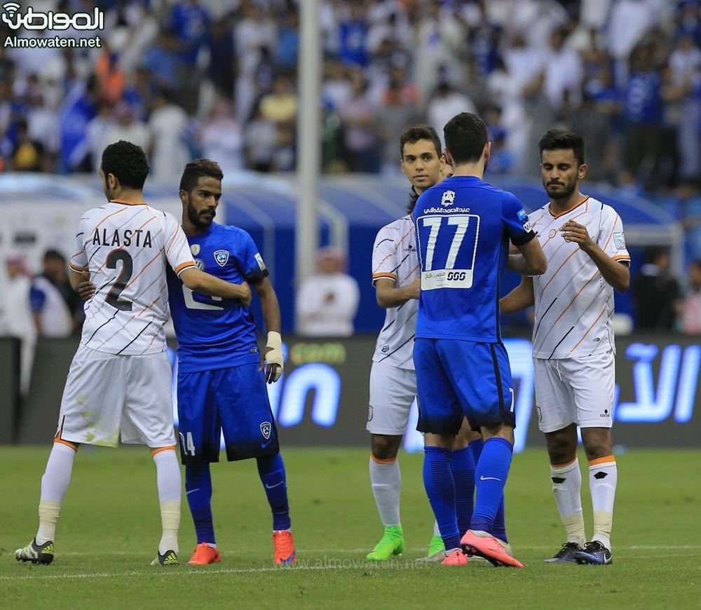 صافرة كرواتية تُدير قمة الدوري السعودي