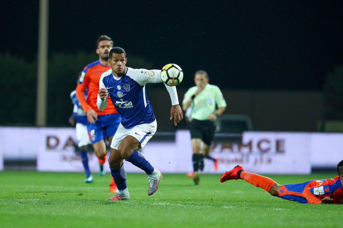 الهلال والفيحاء يتعادلان سلبيًا في الشوط الأول