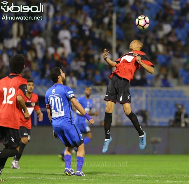 الهلال والقيصومة ‫(1)‬ ‫‬