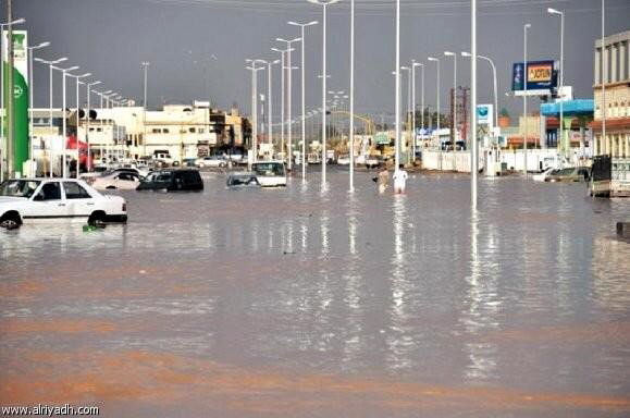 “الأسوشيتدبرس” تصف أمطار السعودية بالمفاجئة لدولة صحراوية