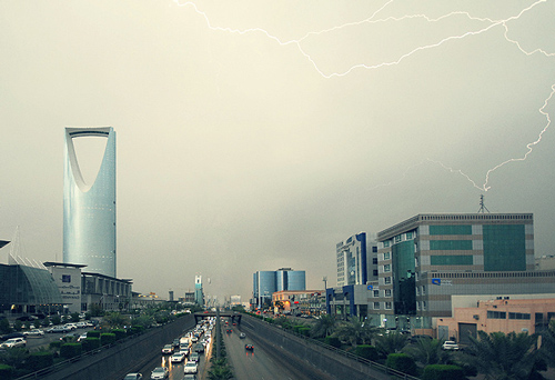 أمطار وسحب رعدية على الرياض و”الشرقية”