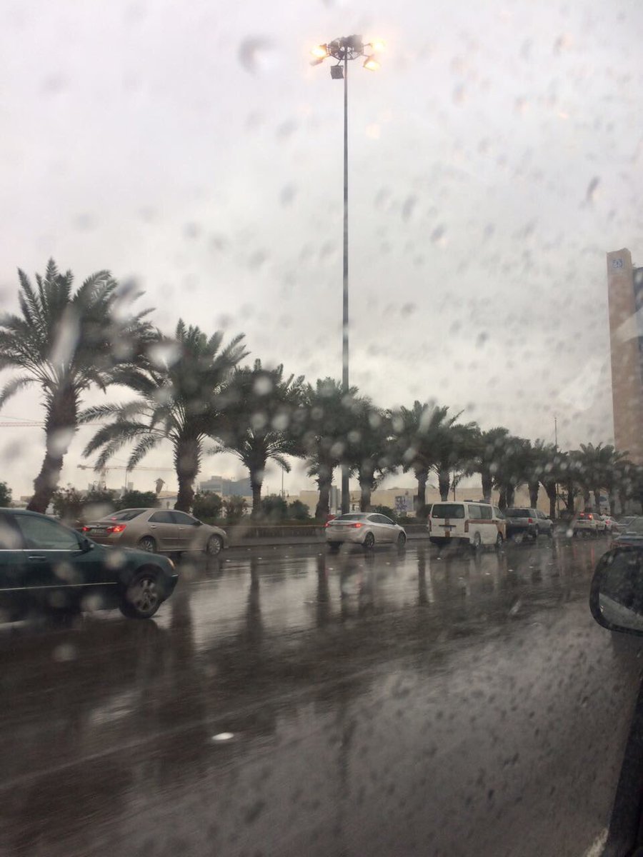العثور على جثة طفلة غرقت في أمطار الرياض
