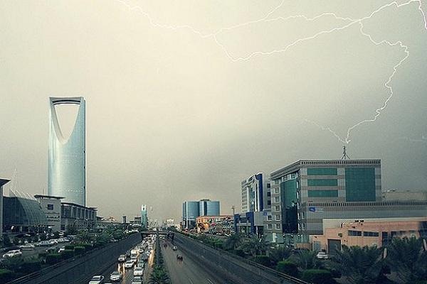 أمطار رعدية مصحوبة برياح تطال 5 مناطق سعودية