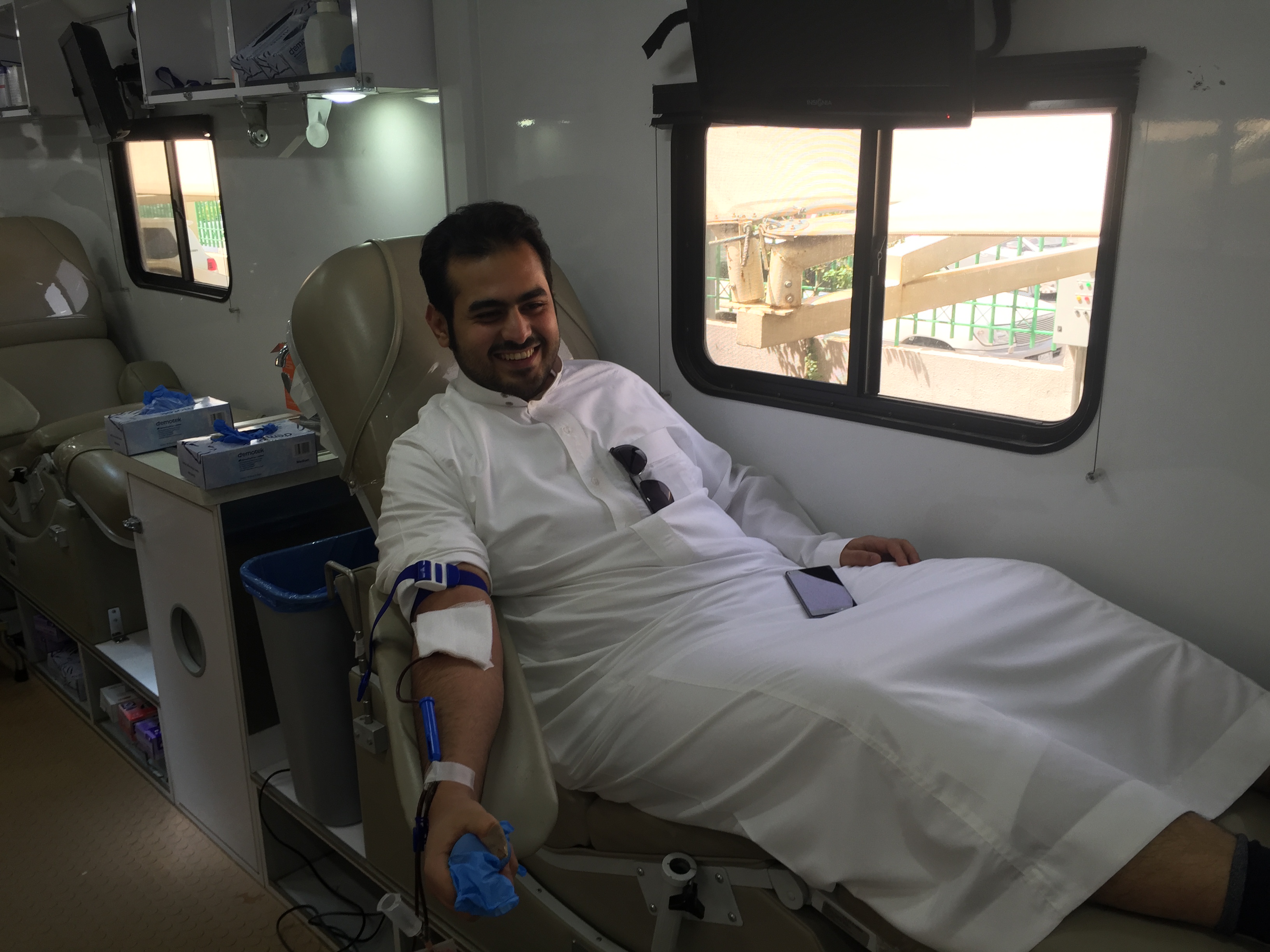 امنح حياة بقطرة من دمك تستقبل جموع المتبرعين في عمل الرياض (3)