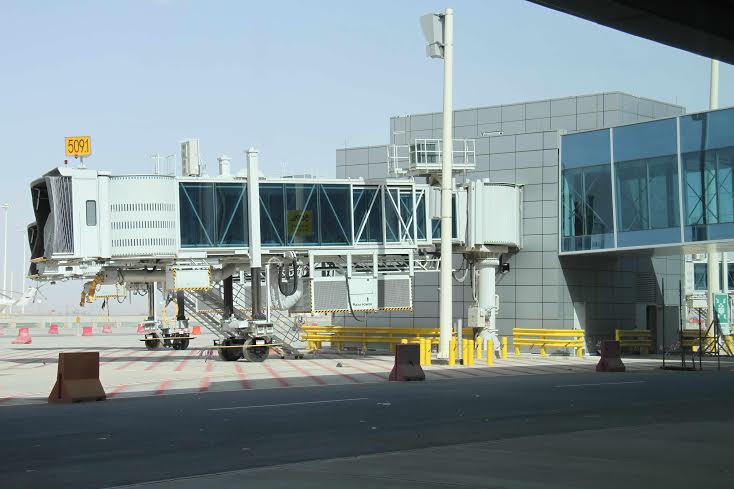 امير الرياض يزور المطار 5