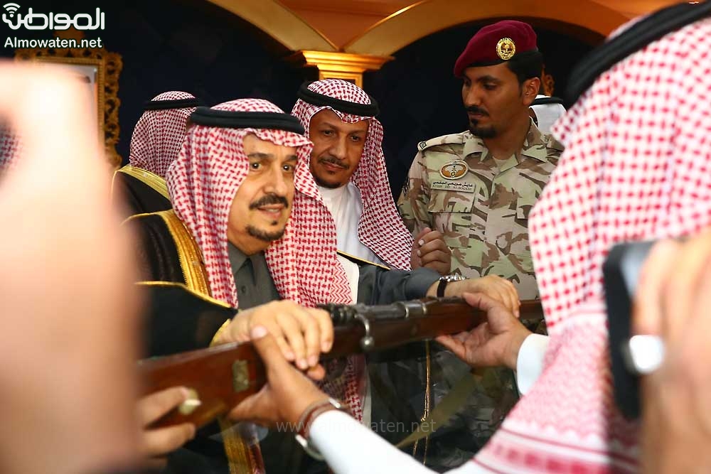 “المواطن” توثق بالصور زيارة أمير الرياض لمحافظتي مرات وضرما