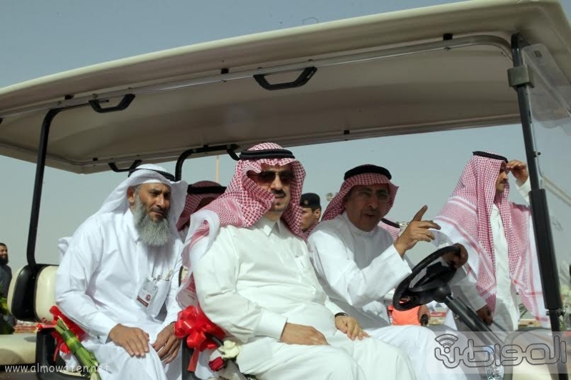 امير الرياض يزور مهرجان ربيع الرياض9