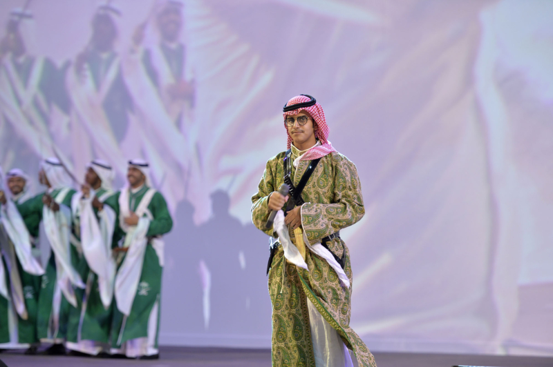 امير الرياض يشارك احتفالات الرياض ‫(338816211)‬ ‫‬