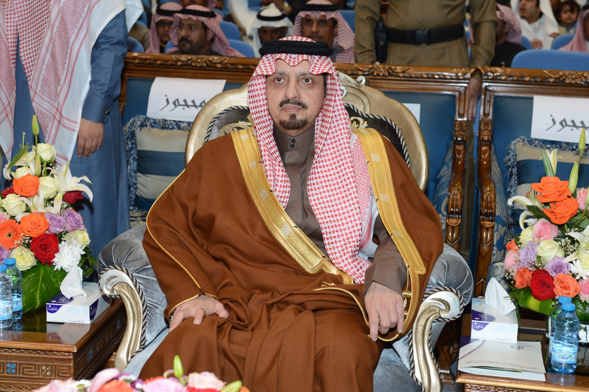 امير عسير يرعى حفل اليوم العربي لليتيم (2)