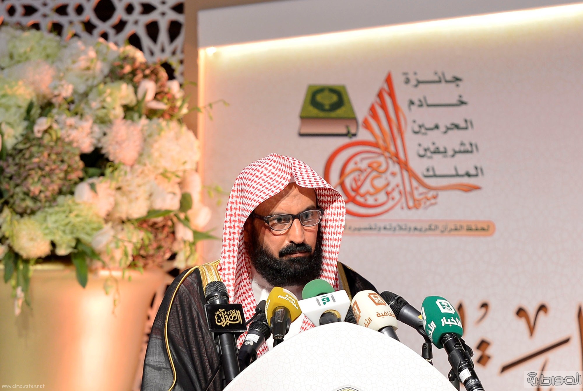 امير منطقة الرياض يرعى حفل اختتام مسابقة جائزة الملك سلمان لحفظ القران الكريم (15)