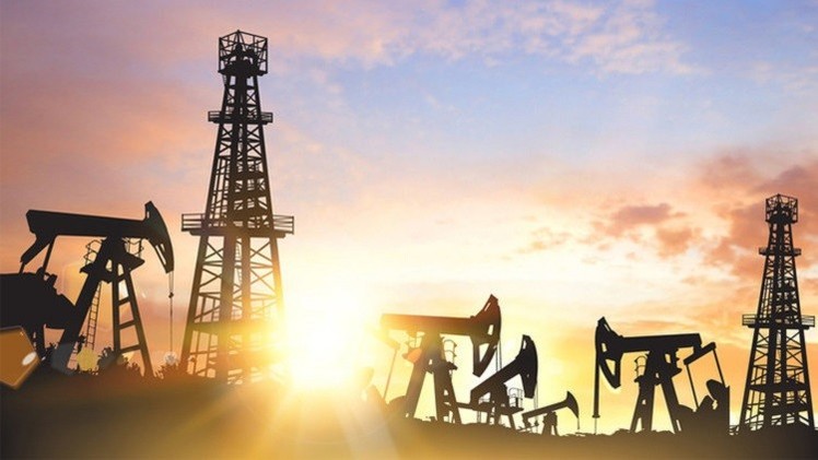 أسعار النفط مستقرة بعد تحرك المملكة لضبط الأسواق
