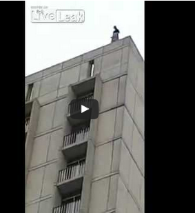بالفيديو.. فتاة تنتحر من أعلى “شيراتون”.. ارتفاعه 20 طابقًا