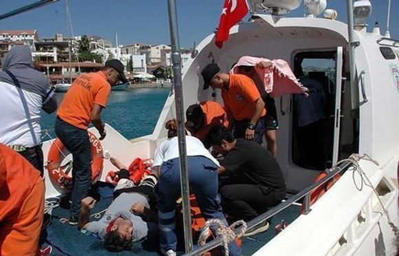 انتشال جثة 21 مهاجراً بينهم 3 أطفال بسواحل #تركيا