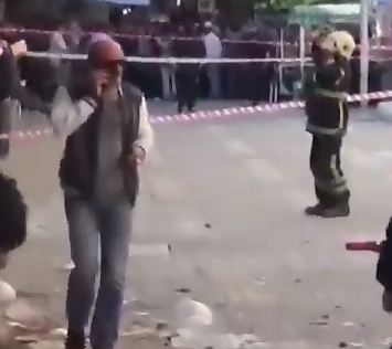 بالفيديو.. إصابة 3 أشخاص في انفجار مدوٍ بتركيا