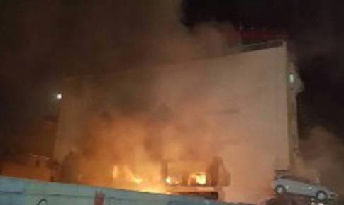 بالفيديو.. إصابة العشرات في انفجار يهز مدينة شيراز الإيرانية