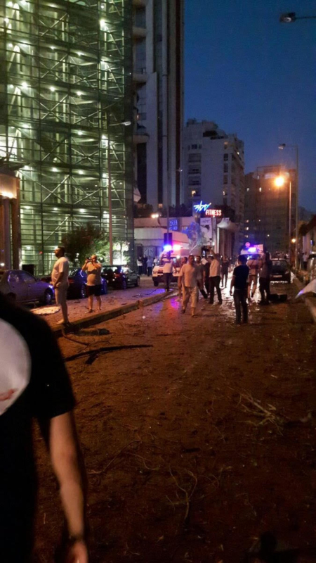 انفجار ضخم يُهِز العاصمة اللبنانية بيروت ‫(1)‬