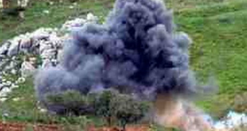 مقتل 3 عسكريين وإصابة آخر في انفجار لغم بآليتهم في لبنان