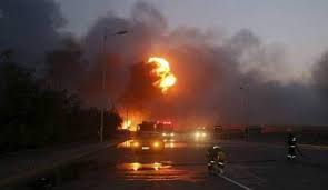 انفجار في أكبر مجمع لتكرير النفط في فنزويلا