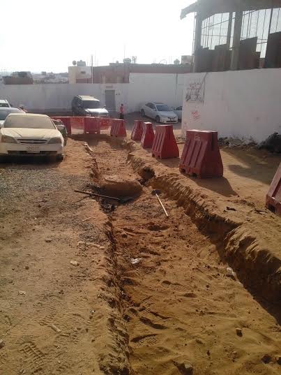 سكان كيلو 11 بـ #جدة : من يزيح عنا حفريات شركة المياه الوطنية؟