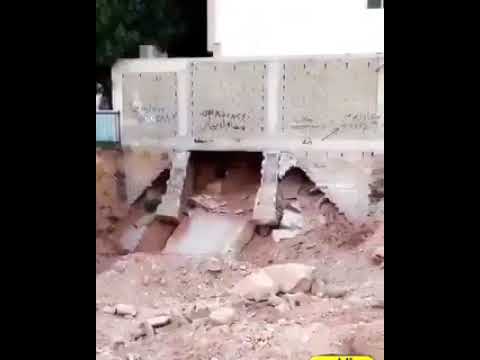 بالفيديو.. انهيار فيلا في حي النخيل بالرياض