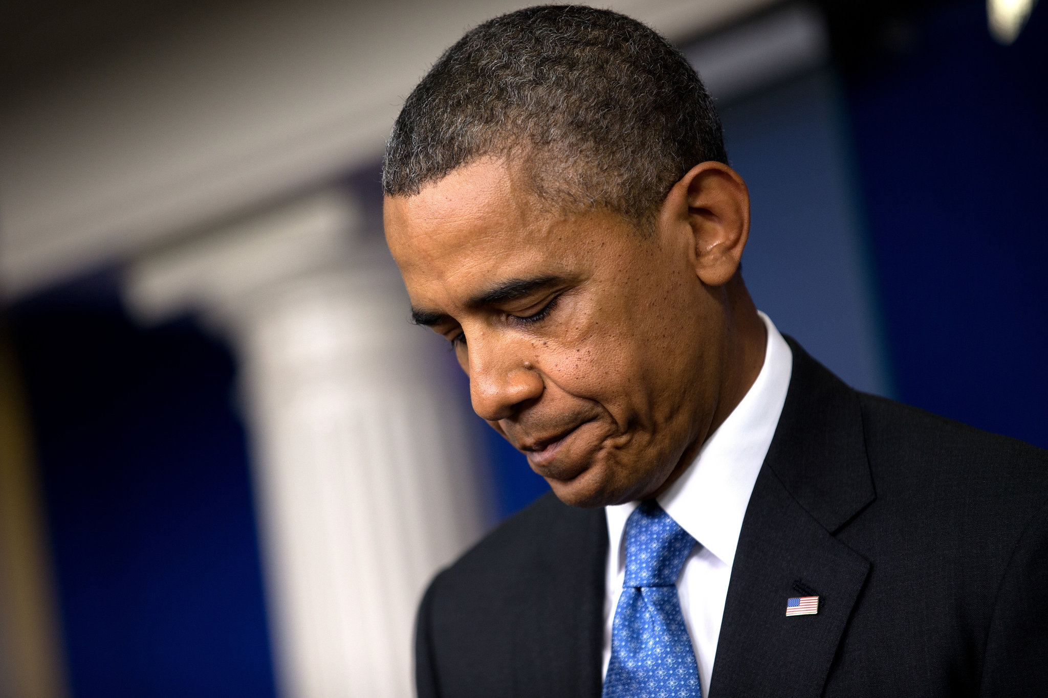 أوباما يتراجع عن توقيع قانون تمديد العقوبات على إيران