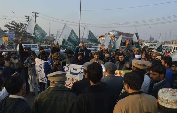 مسيرات في باكستان ضد التدخل الإيراني في الدول الإسلامية