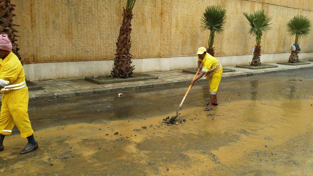 بالصور.. مدني #عسير هذه حصيلة الحوادث المصاحبة لأمطار الأربعاء (5)