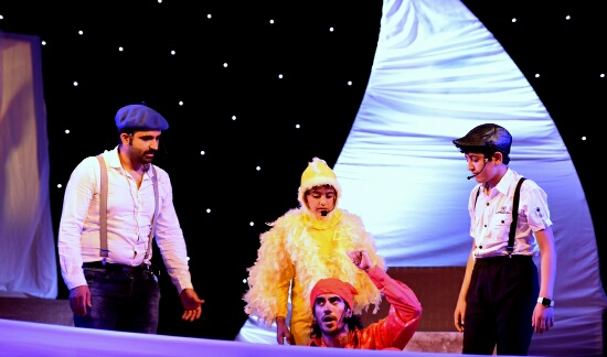 بالصور.. مسرحيات الإطفال تنال إعجاب رواد مهرجان الطفل والعائلة بـ #الخبر (4)