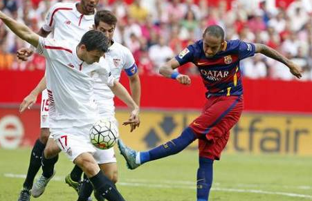 حلم الثنائية يُداعب برشلونة وإشبيلية في كأس ملك إسبانيا