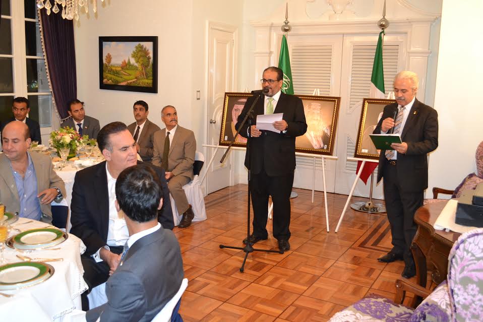 برلمانيون مكسيكيون يُهاجمون إيران في عشاء السفارة السعودية