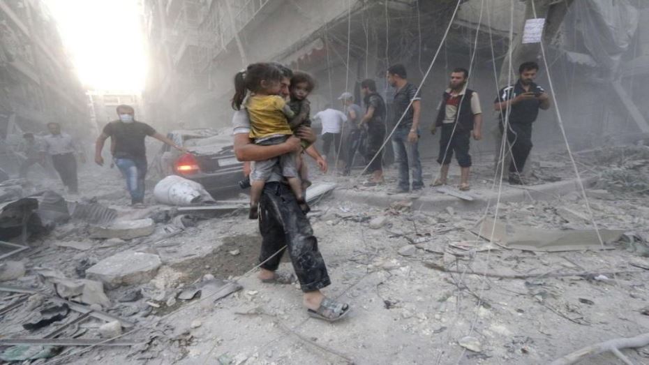 طائرات مجهولة تقتل 16 طفلًا أثناء خروجهم من مدرسة في إدلب