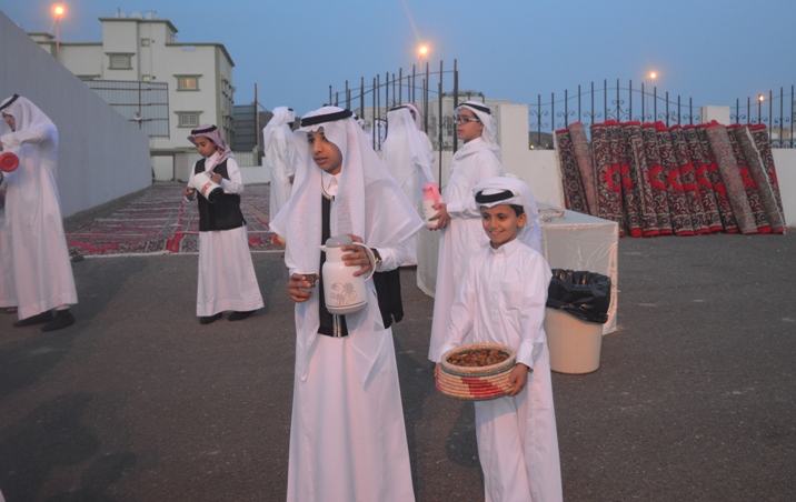بطحاء الواديين تحتفل بالعيد بحضور ابنائها (2)