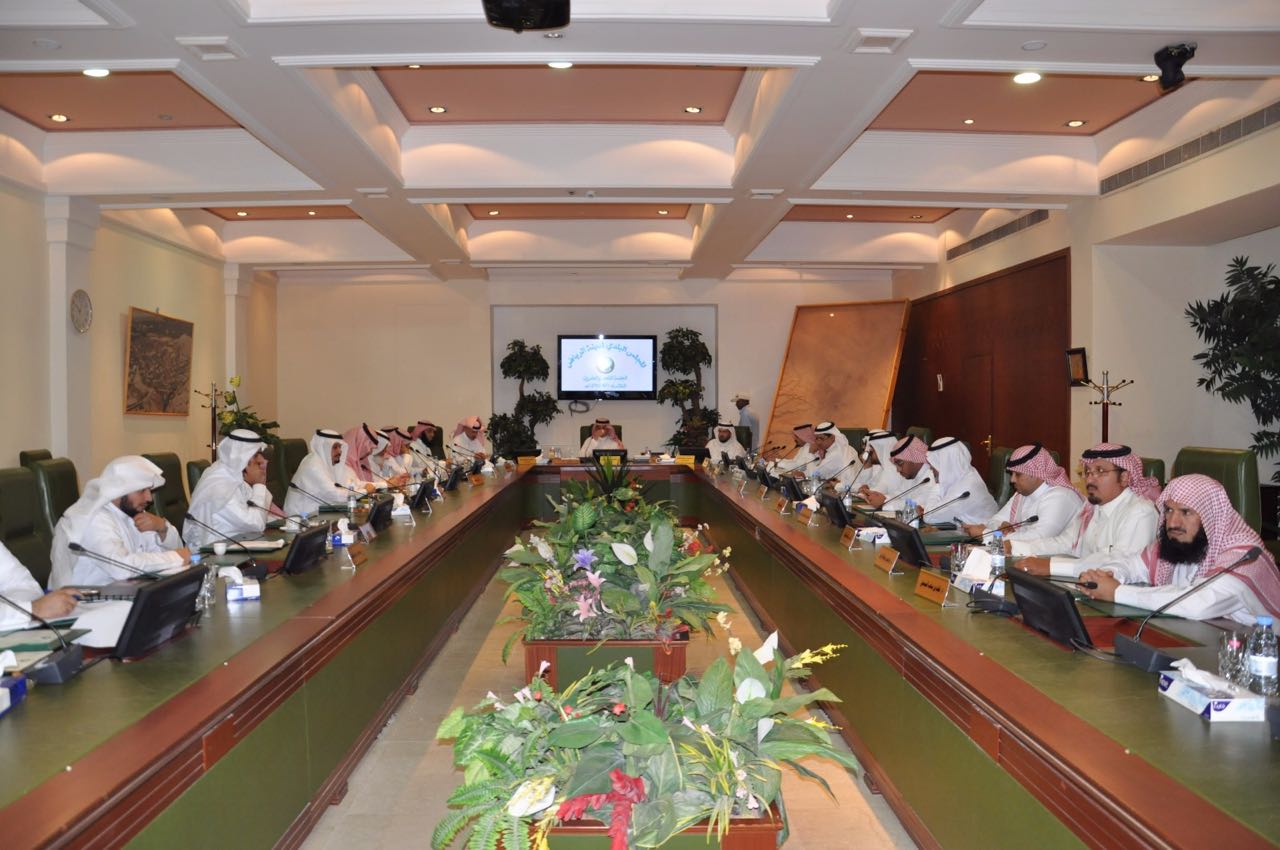 لجنة مشتركة بين بلدي الرياض والأمانة لقياس مؤشرات التحول الوطني