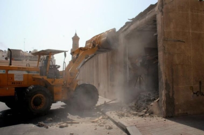 بلدية الخبر تزيل 8 مباني مجهورة وآيلة للسقوط - شيول