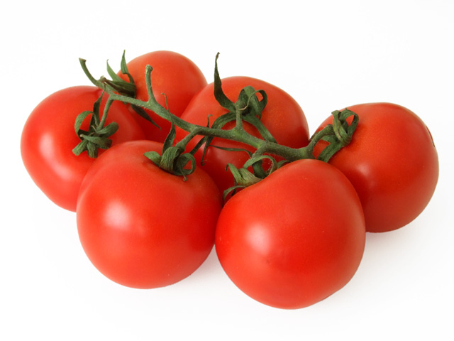 ارتفاع سعر كيلو الطماطم بالأسواق السعودية لـ9 ريالات