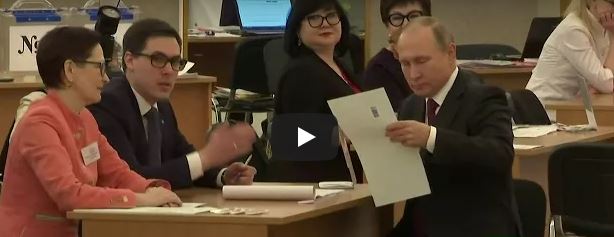 بالفيديو.. بوتين يدلي بصوته في الانتخابات الروسية