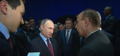 بالفيديو.. بوتين للفالح: اشتروا الغاز منا وادخروا نفطكم