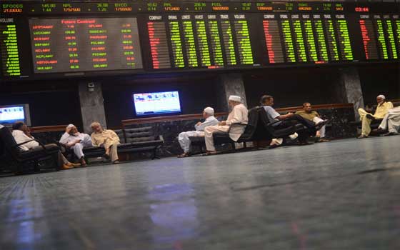 سوق الأسهم الباكستانية تغلق منخفضة