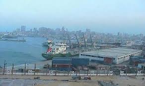 الأحوال الجوية السيئة تُغلِق مينائي الإسكندرية الرئيسيين