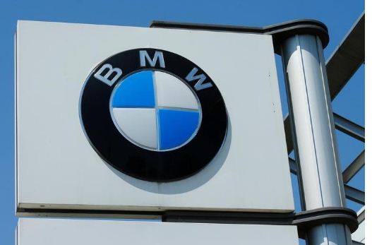 استدعاء مليون سيارة BMW من هذه الفئات