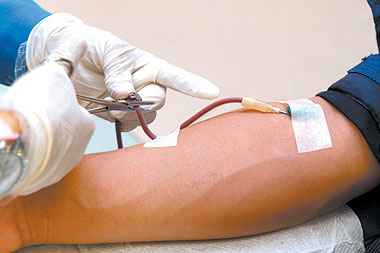 رفض 9 آلاف متبرع بالدم بمستشفى الحرس الوطني