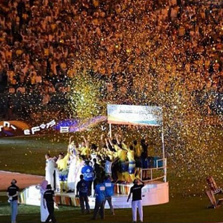 بالصور ..لحظات تتويج النصر بلقب دوري جميل للمرة الثانية