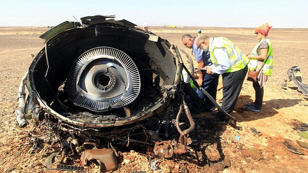 اللجنة المصرية: لا دليل على عمل إرهابي وراء تحطم #الطائرة_الروسية