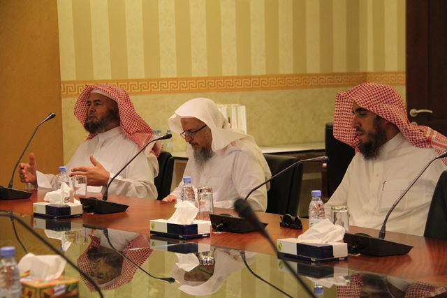تحفيظ الرياض تبحث سبل التعاون مع جامعة اليمامة (1)
