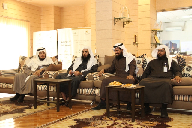 تحفيظ الرياض توقع اتفاقية مع مركز استشاري الأسنان (1)