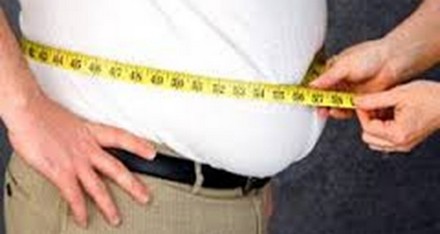 5 سلوكيات خاطئة تمنعك من إنقاص الوزن