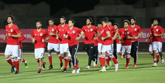 الهواري يكشف حقيقة اشتباكات لاعبي مصر وغانا