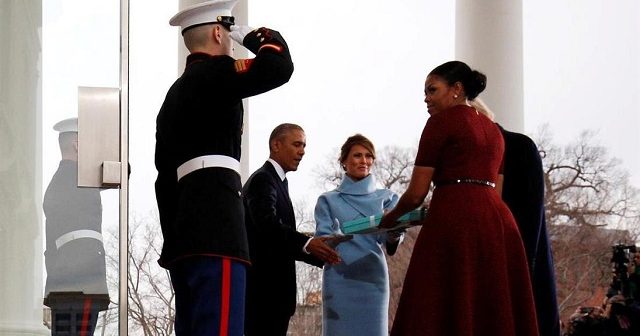 بالفيديو.. تعرَّف على الهدية التي قدمتها ميلانيا ترامب لزوجة أوباما