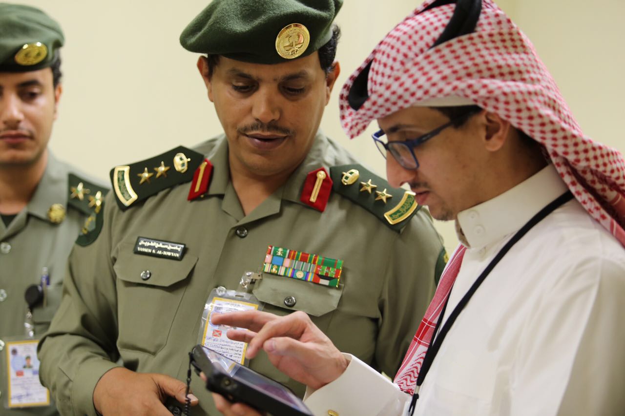 قائد جوازات الحج بمطار جدة لـ”المواطن”: ضبطنا 45 حاجًا بوثائق سفر مزوّرة