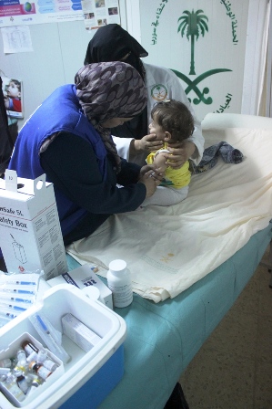 تطعيم السوريين (2)